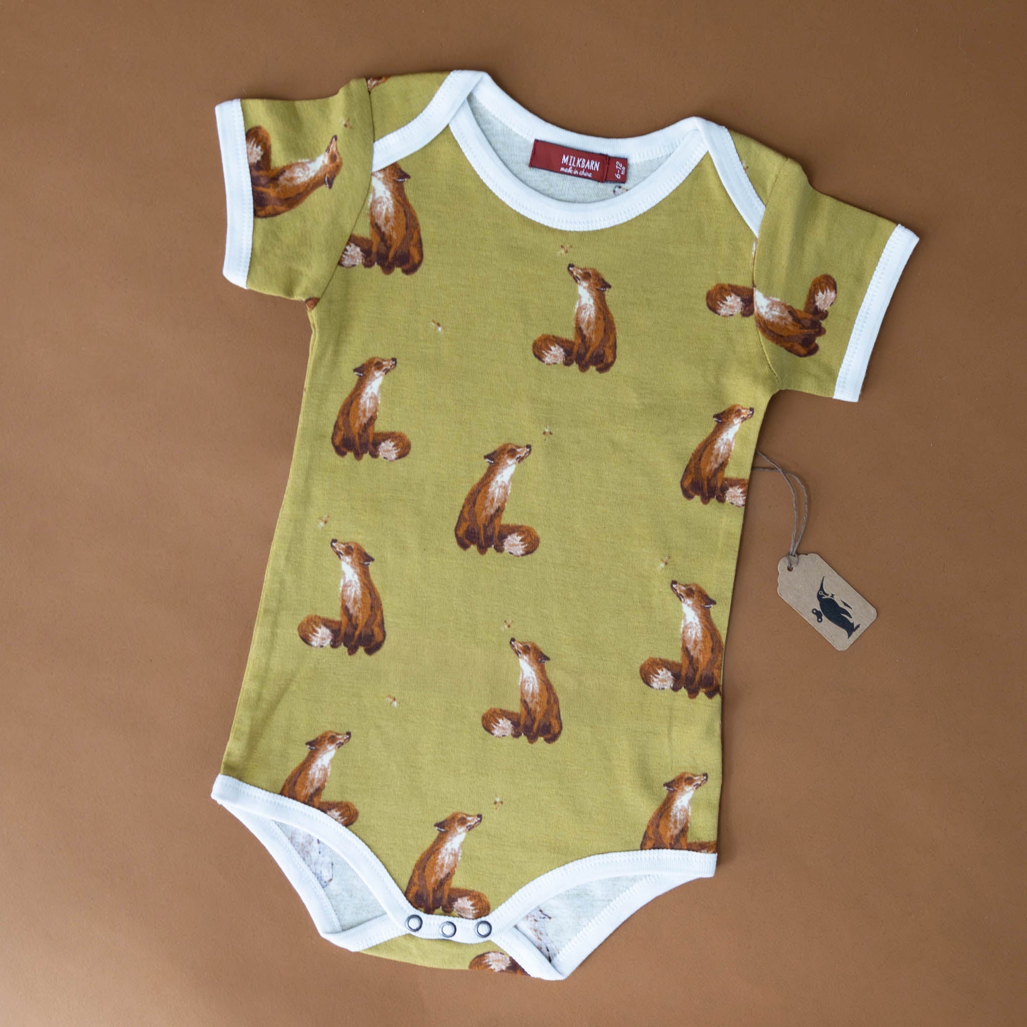 organic-cotton-short-sleeve-onesie-gold-fox