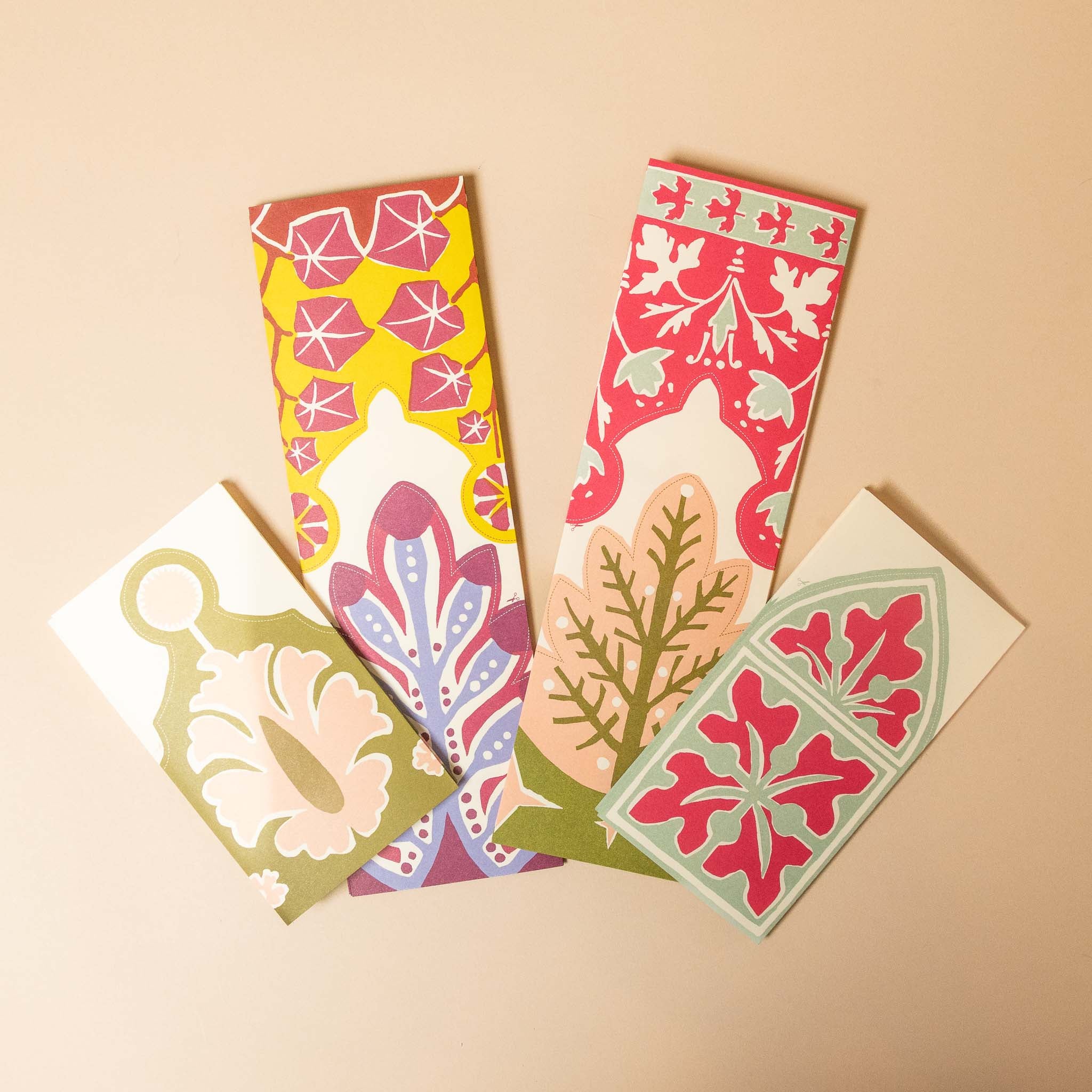 paper-party-coronet-crowns-set