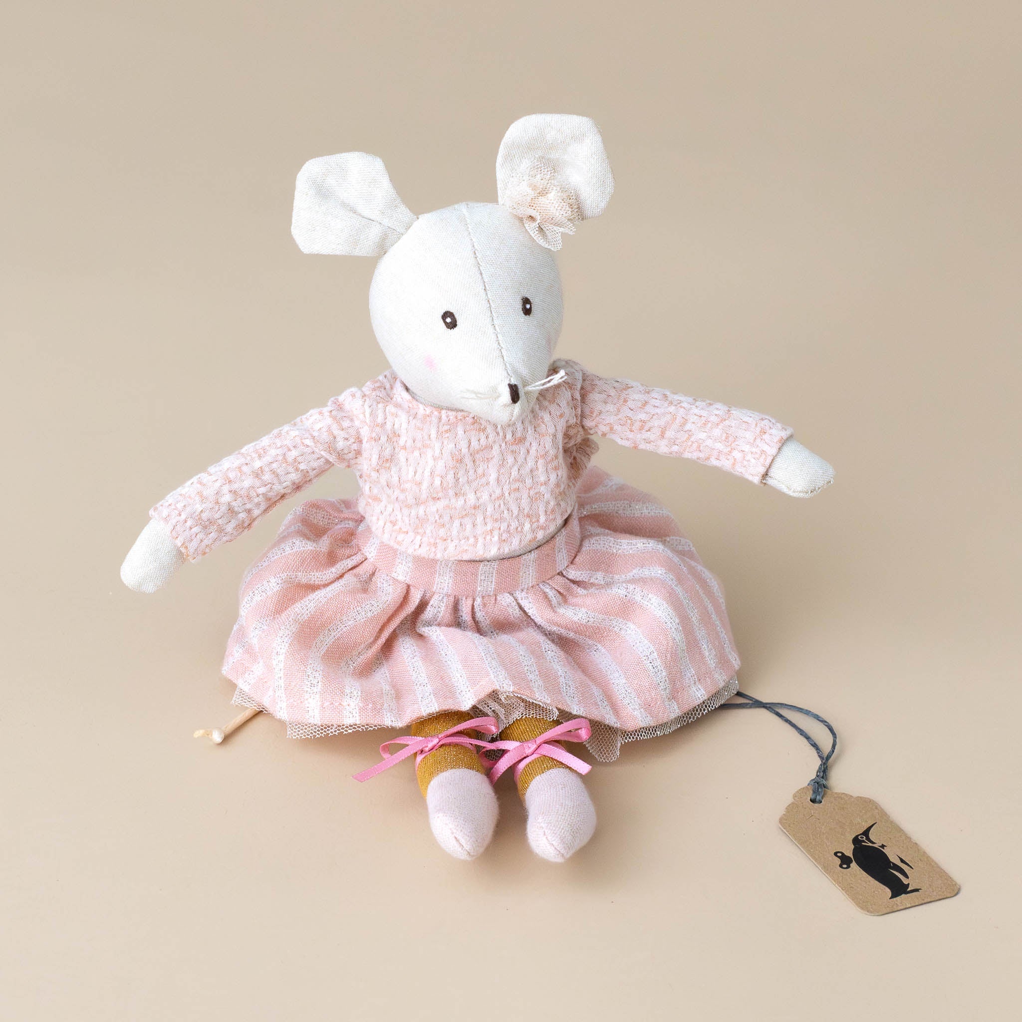 petite-dance-white-mouse-anna-with-pink-dress-and-bows