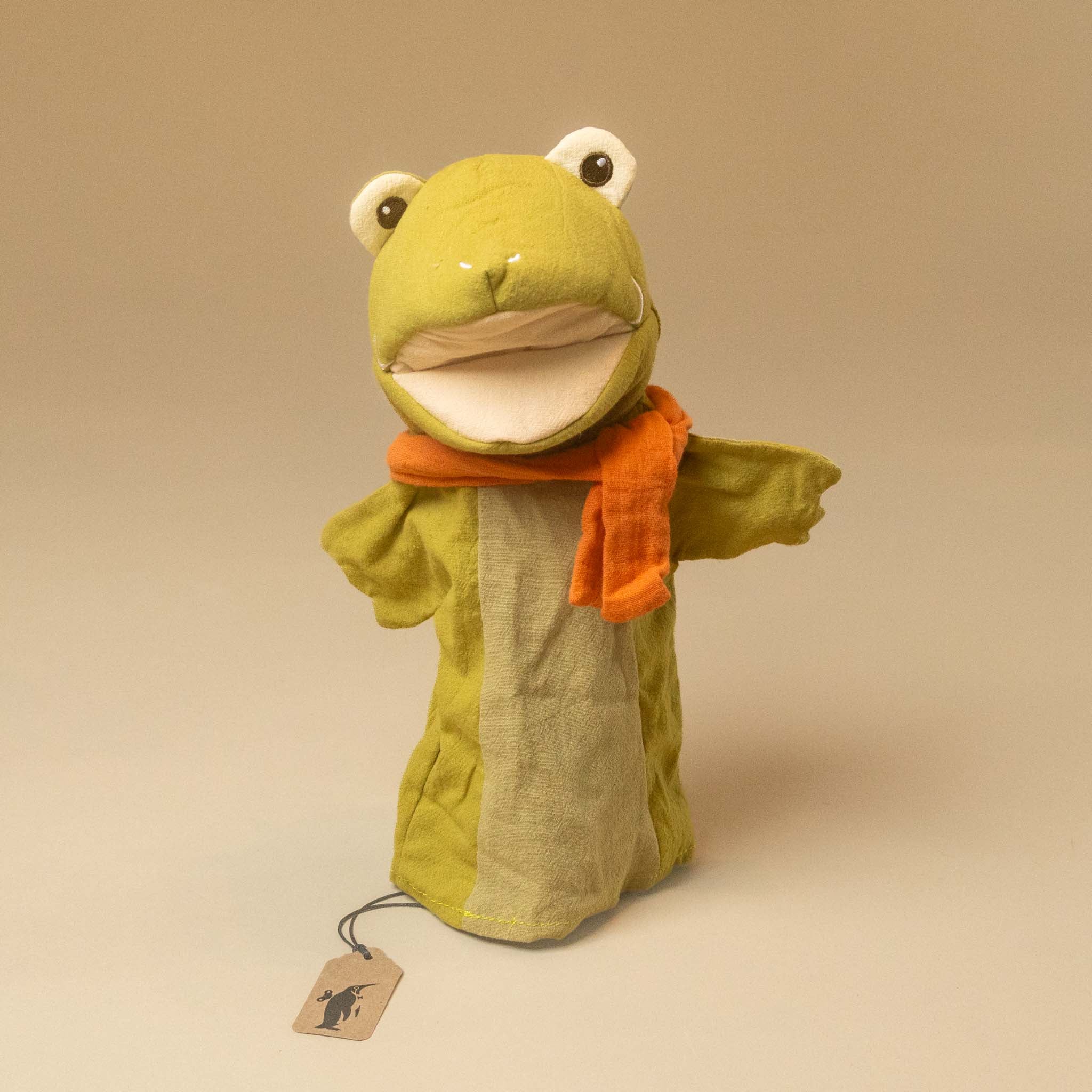 petite-frog-hand-puppet
