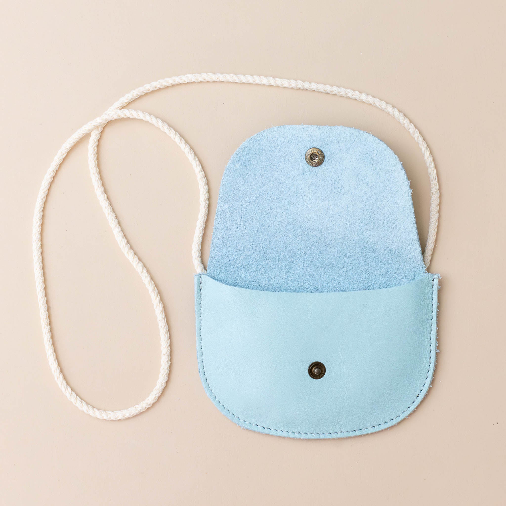 petite-kitten-purse-bora-bora-blue-snap-open