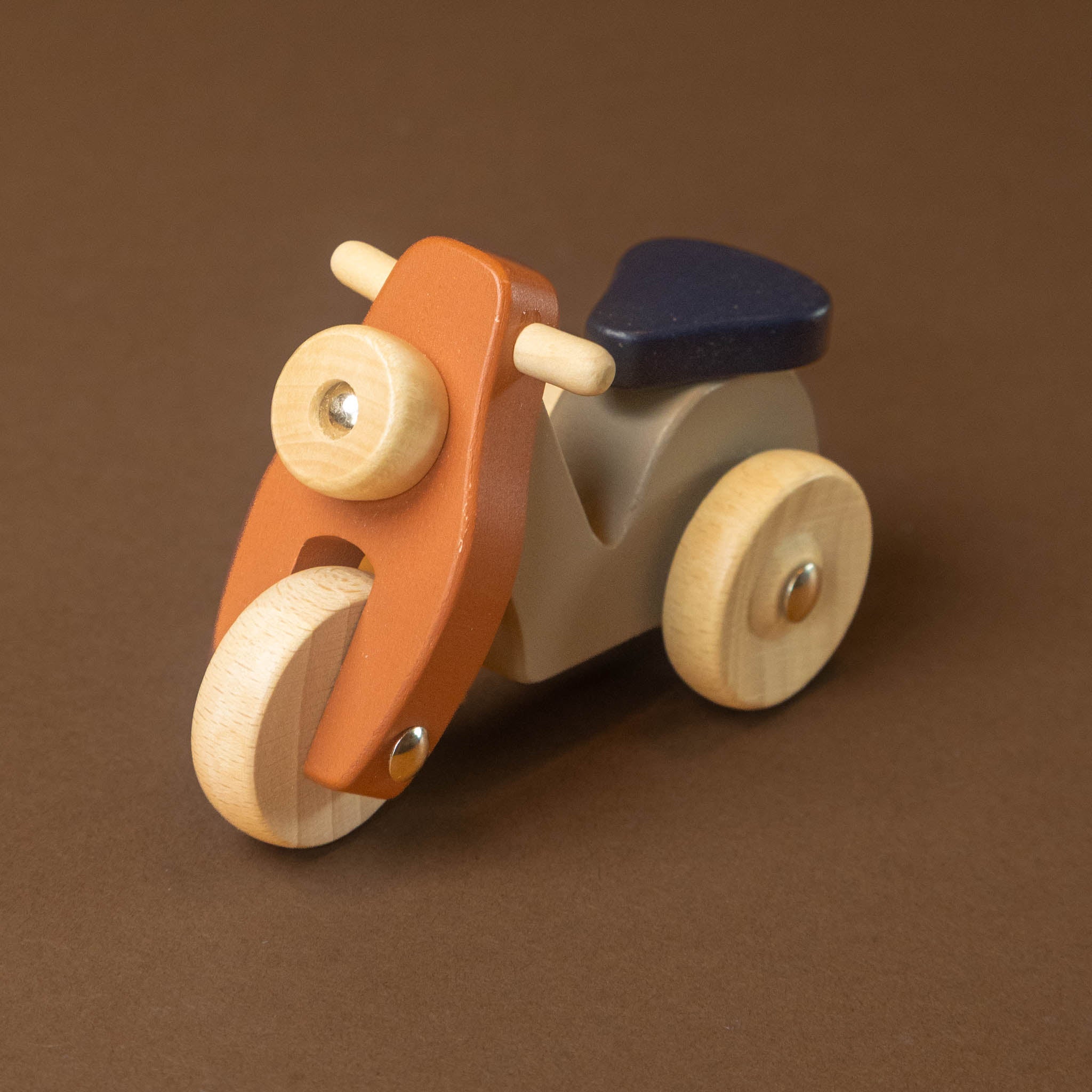 petits-amis-scooter-alexis-bear