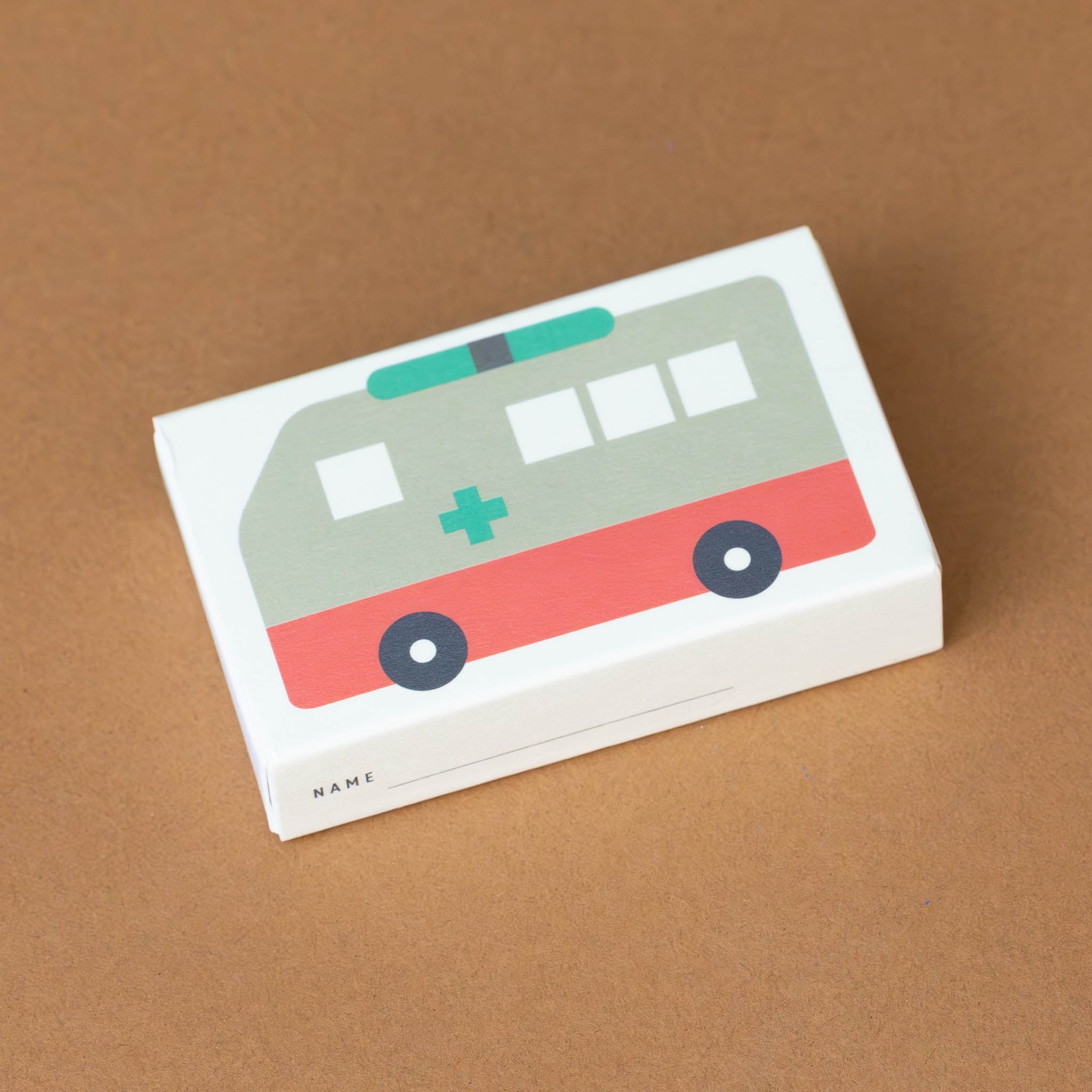 pocket-5-crayons-first-aid-truck--box