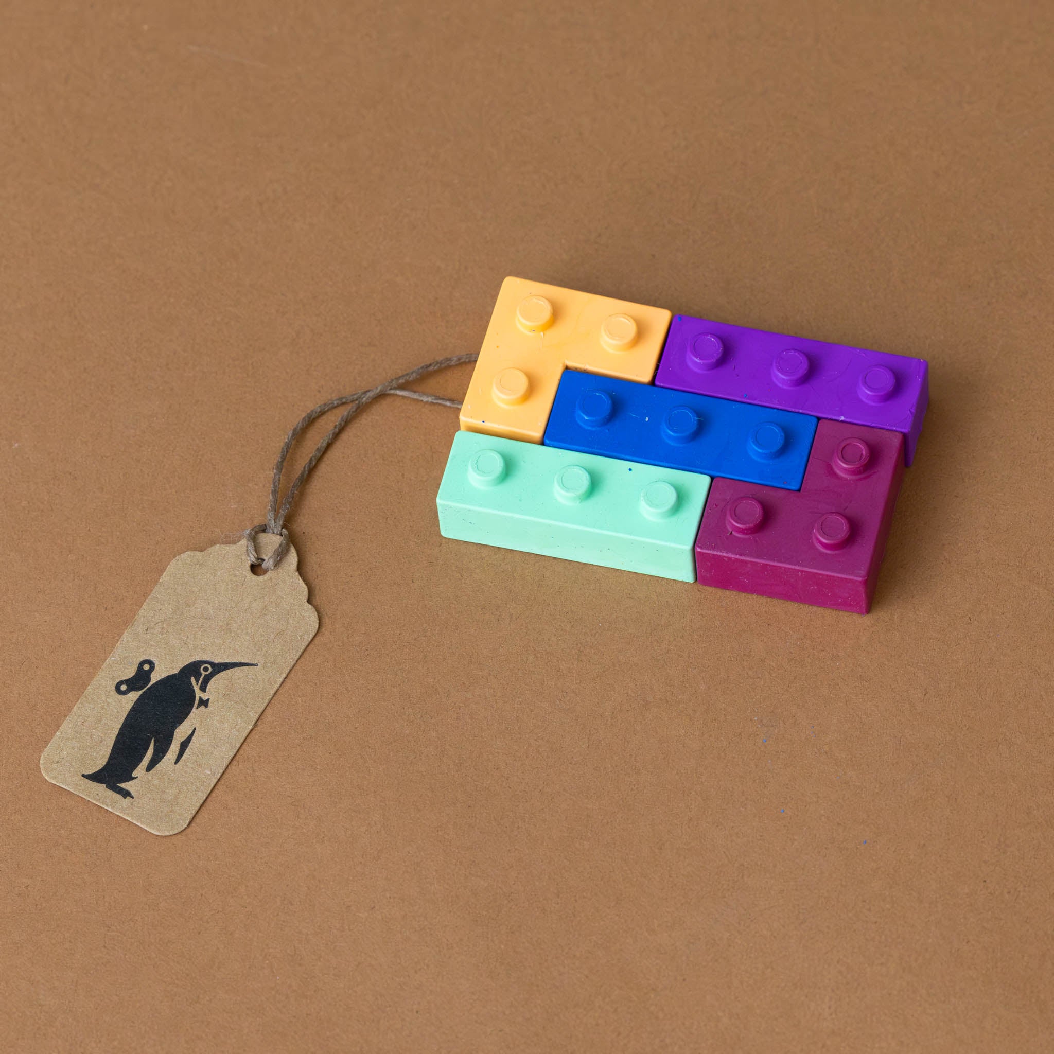 pocket-5-crayons-first-aid-truck-mint-blue-purple-maroon-peach