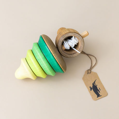 pull-string-wooden-spinning-top-tree-with-ombre-green-coloring