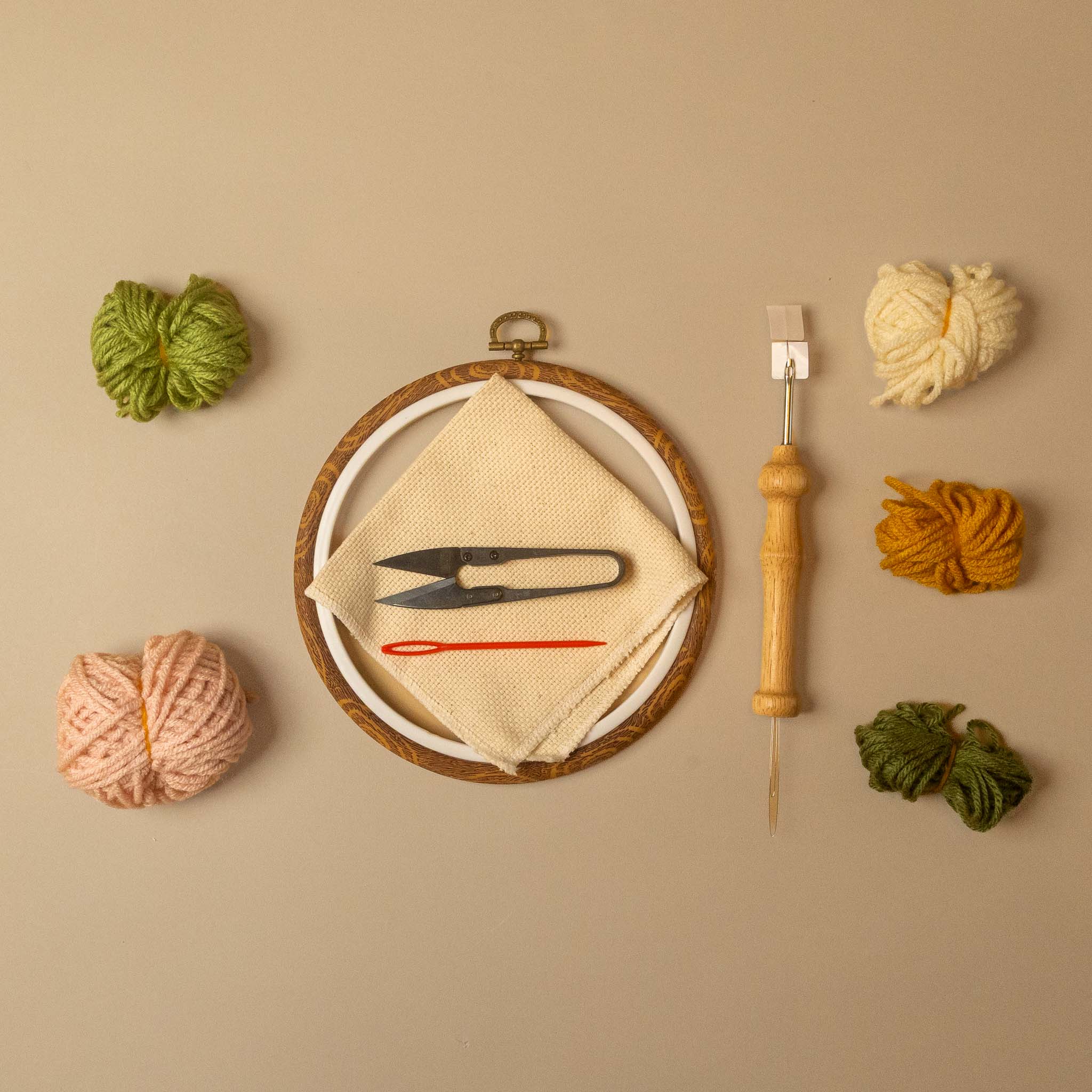 yarn, hoop, snippers, needle, punch needle, cloth