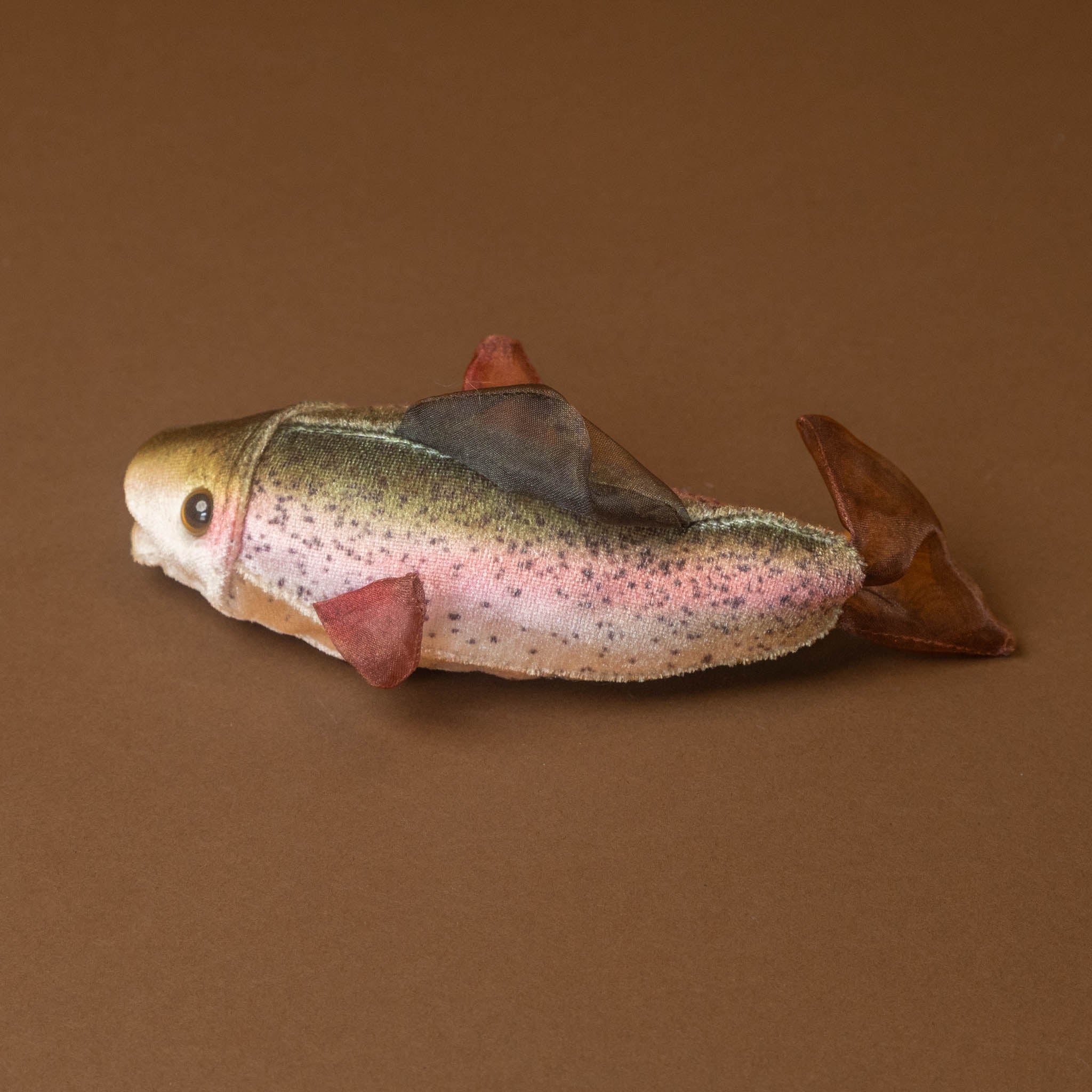 rainbow-trout-finger-puppet