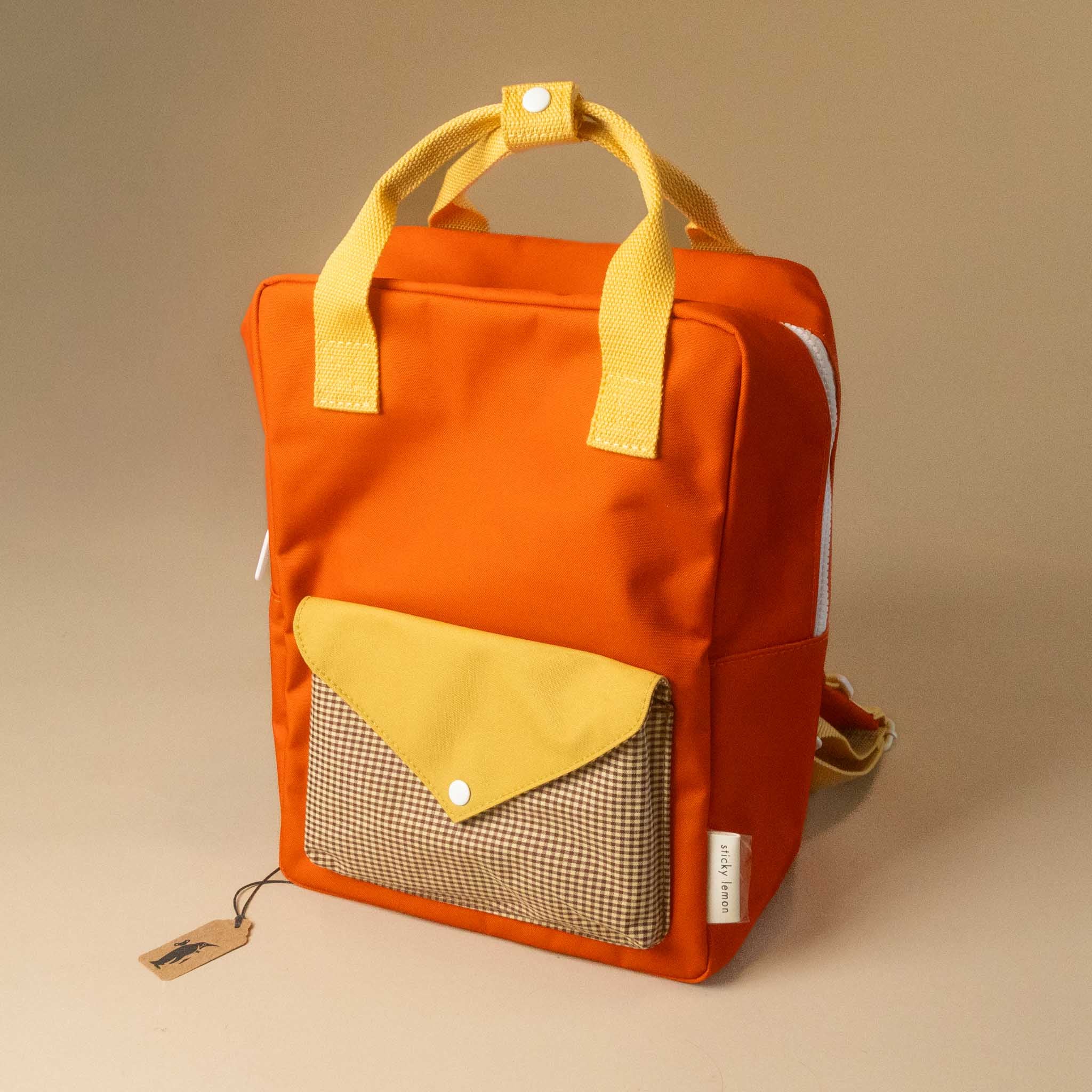 recycled-lemon-tree-envelope-backpack-medium-campfire-orange