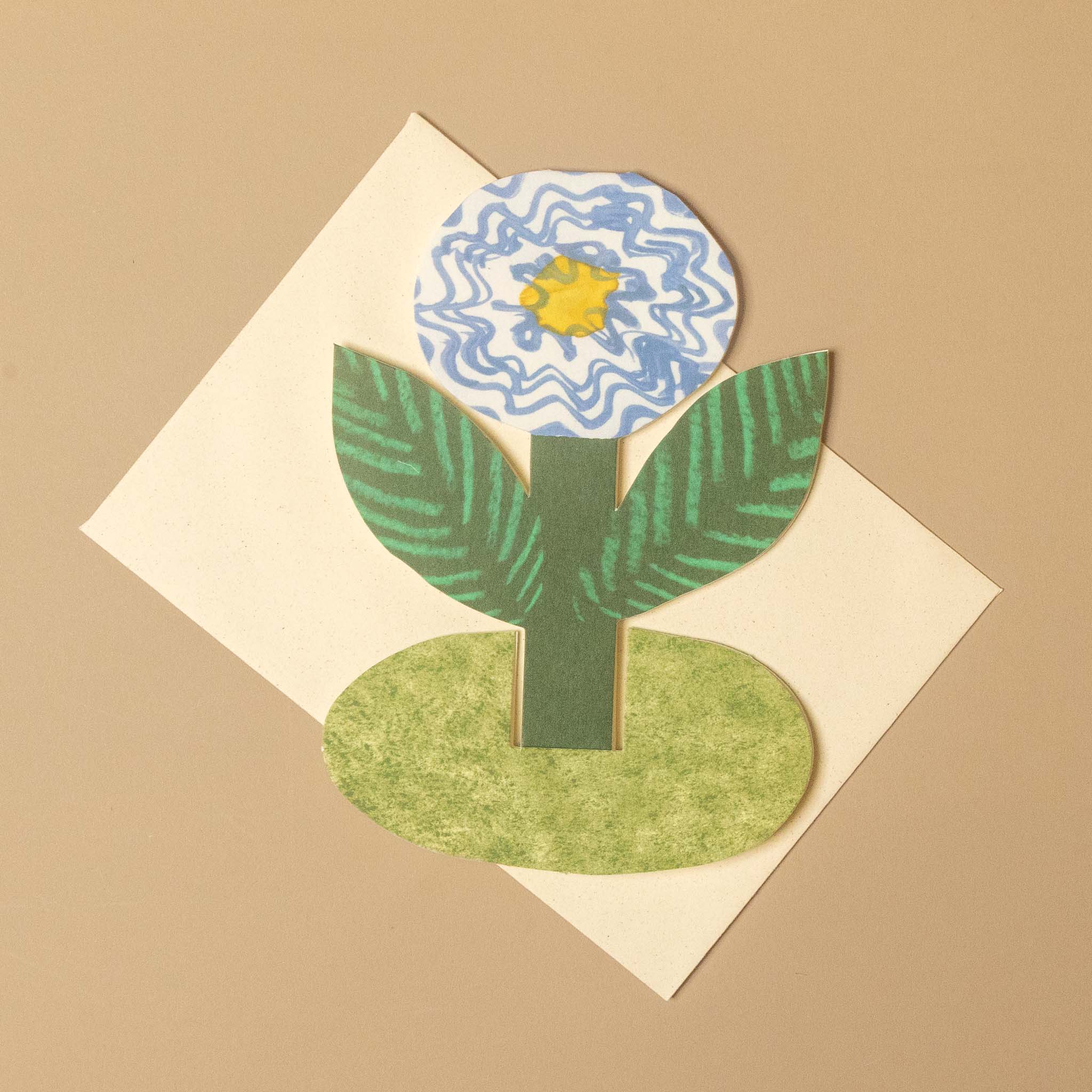 26465stand-up-flower-greeting-card--blue