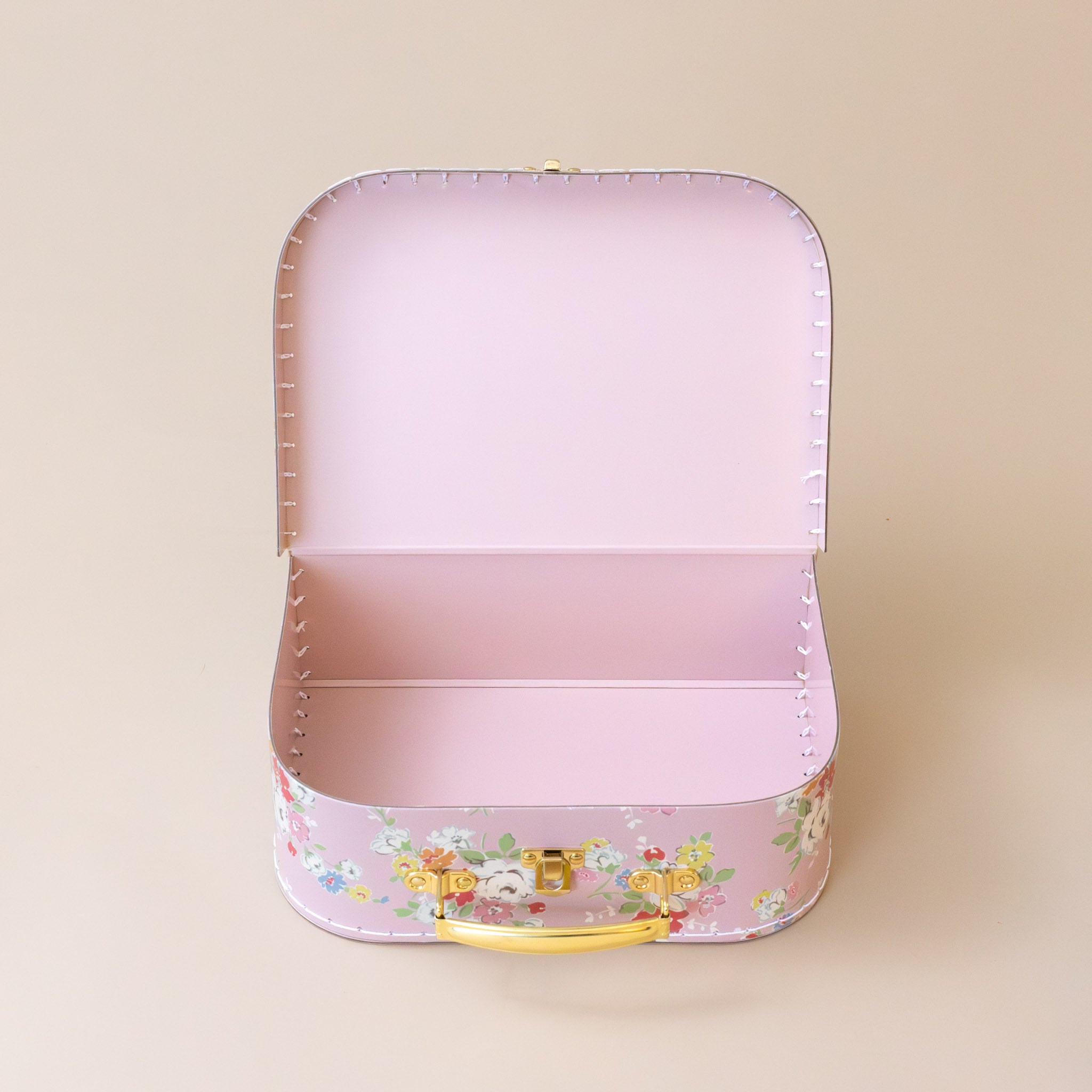 vintage-rose-suitcase-medium-open