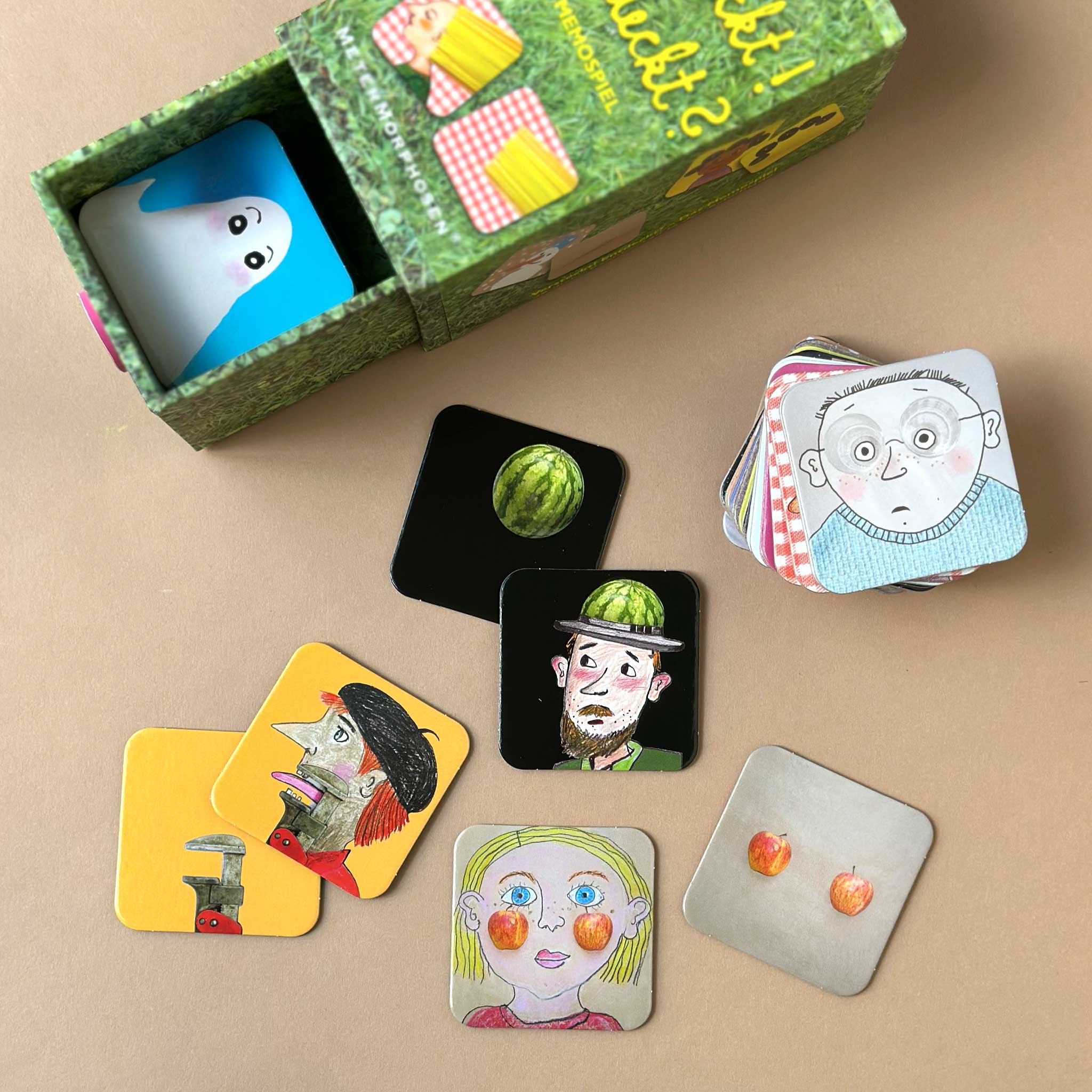 Matching cards in Hide & Seek Memory Game