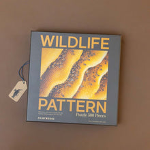 Load image into Gallery viewer, Wildlife Pattern 500pc Puzzle | Honey Bee