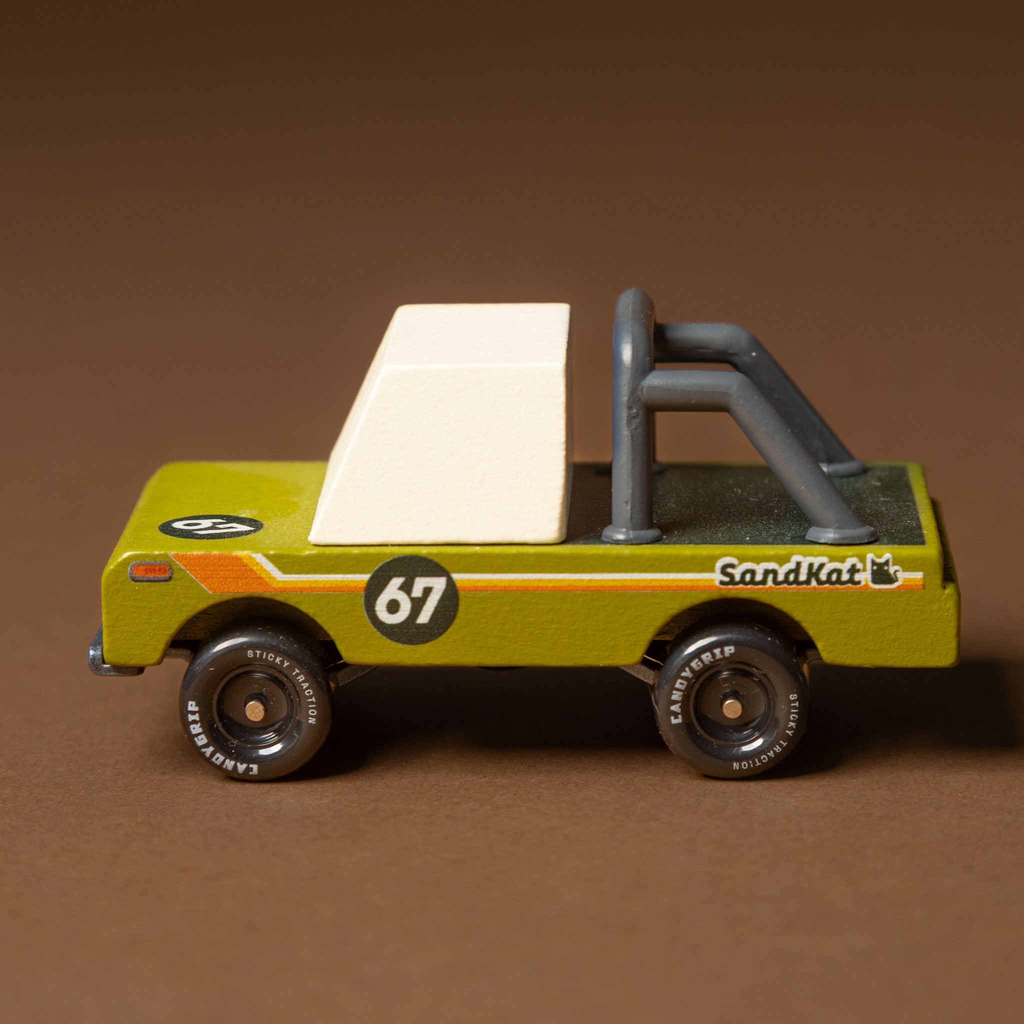 wooden-candycar-toon-sandkat-67