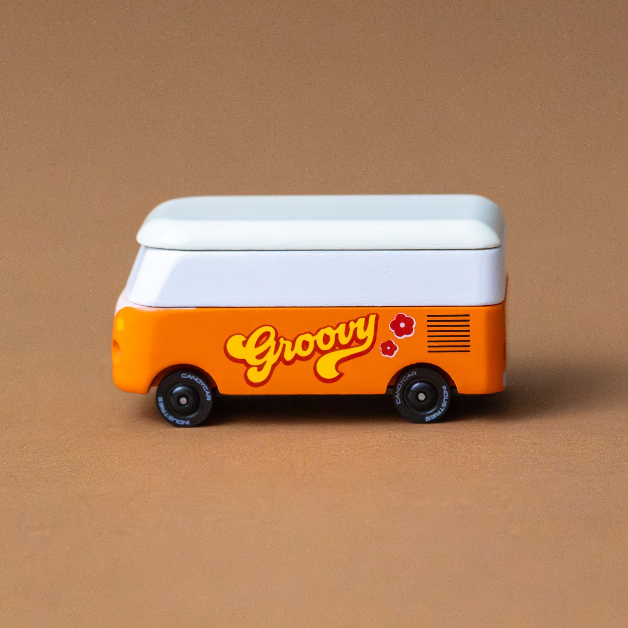 wooden-candycar-vw-bus-groovy-orange-side