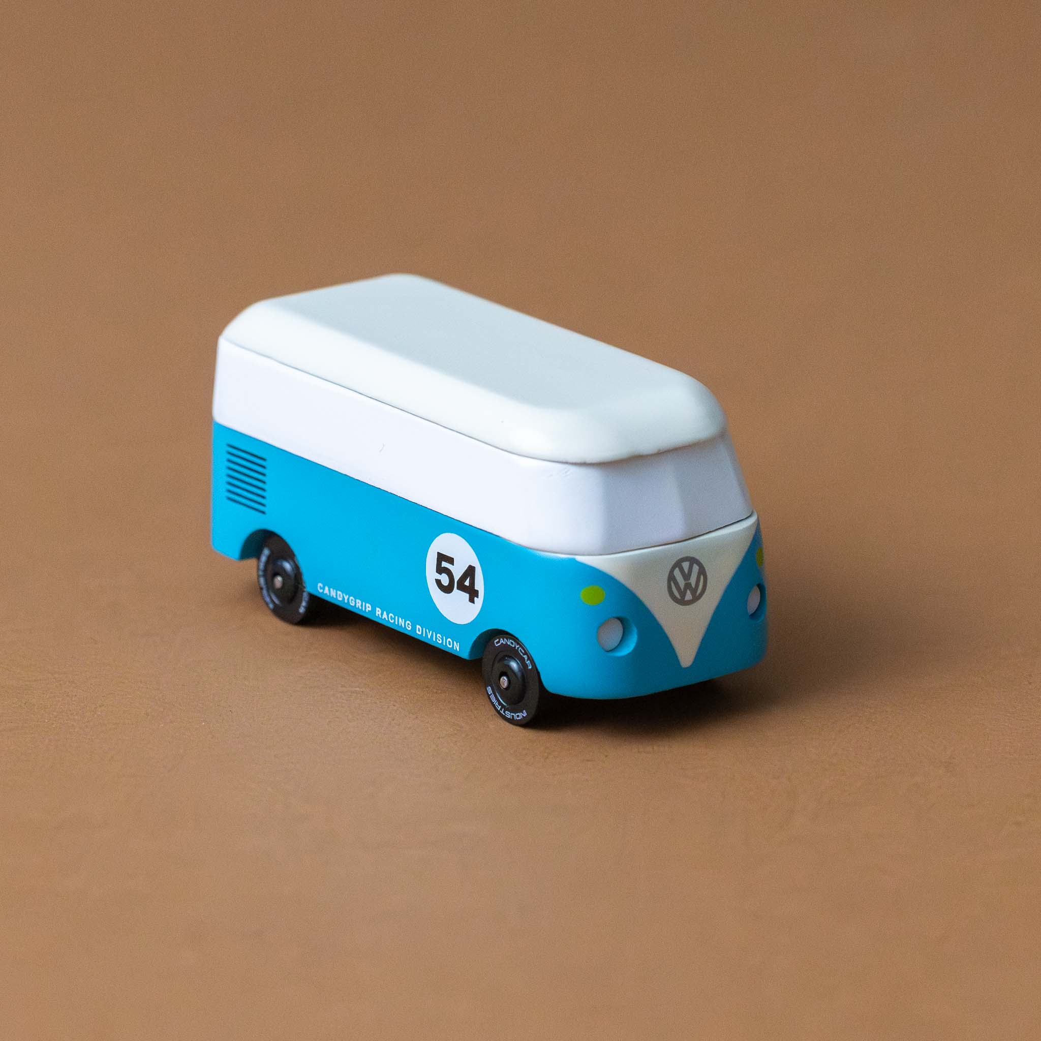 wooden-candycar-vw-bus-smoky-blue-front