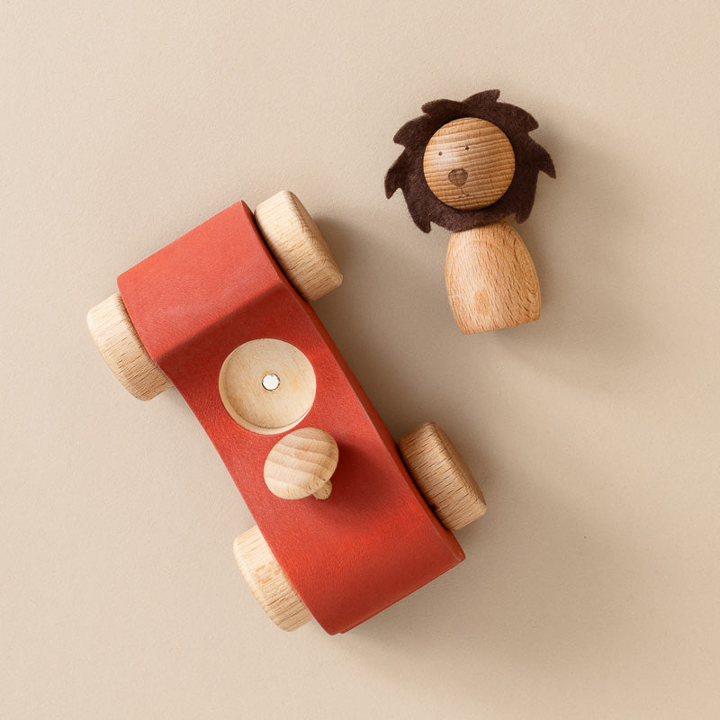 wooden-car-journey-lion-play-set
