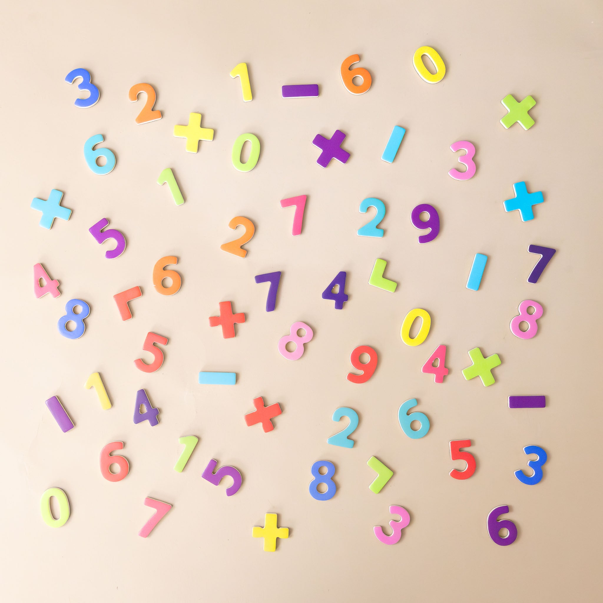 wooden-magnet-set-numbers-colorful-individula-numbers-and-symbols