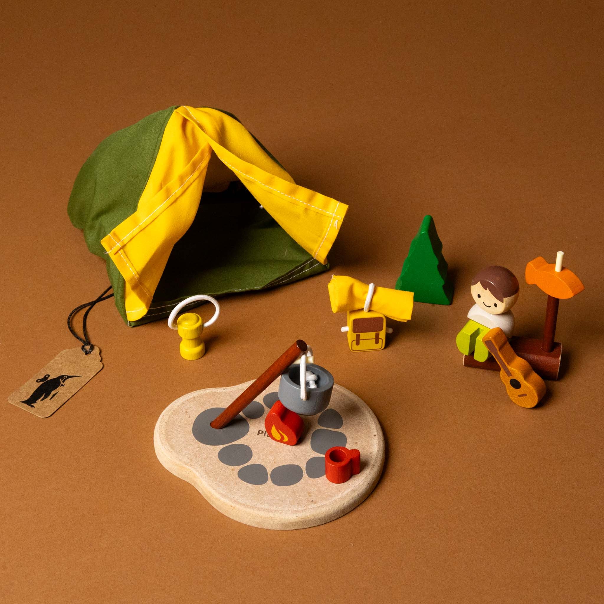 wooden-pretend-play-camping-set