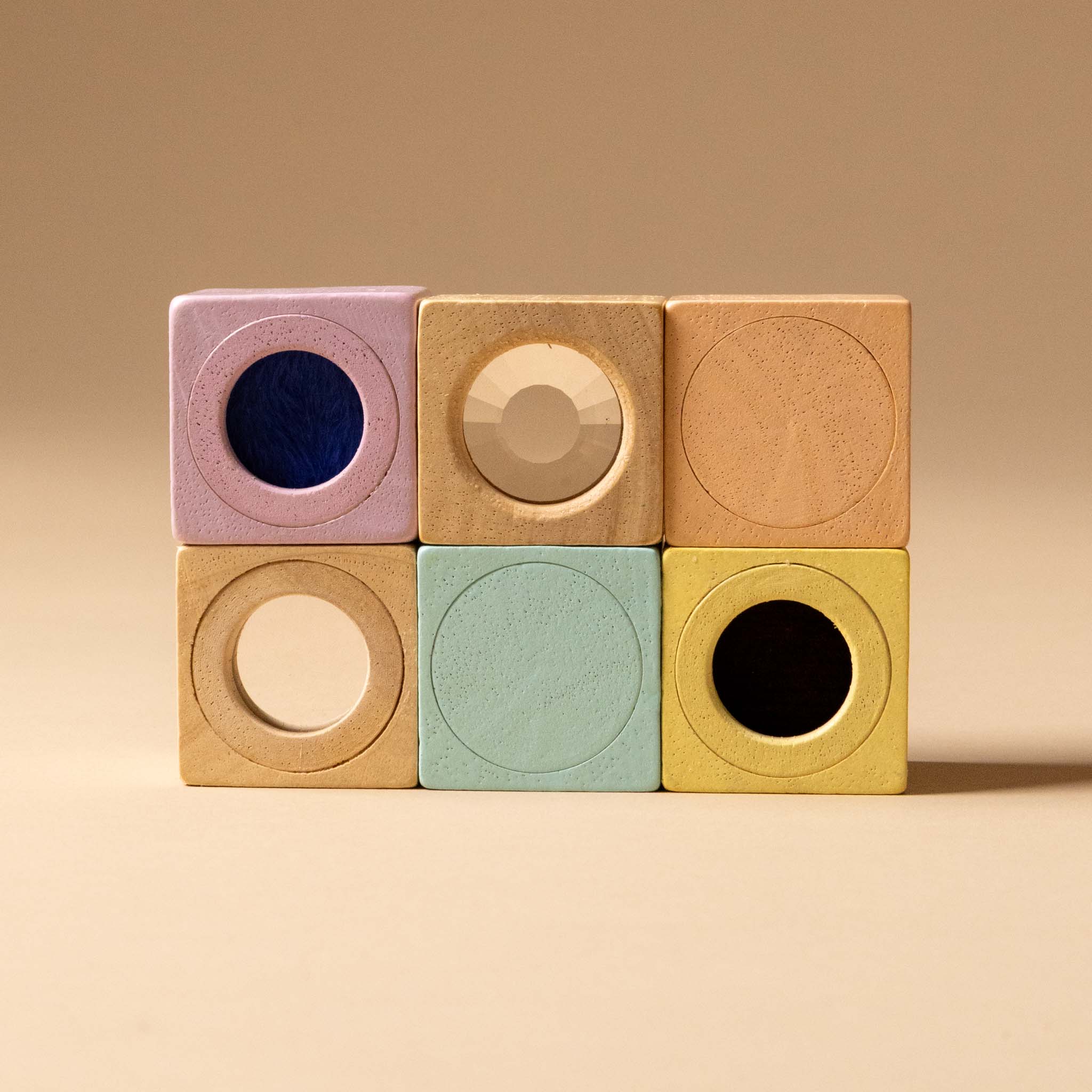 wooden-stacking-rocket-blueberry