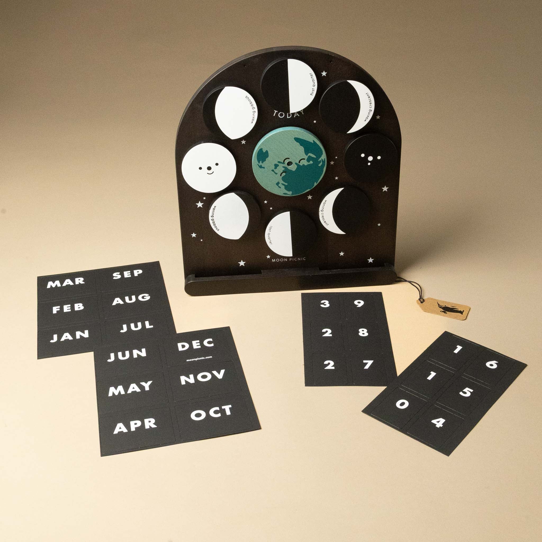 wooden-to-the-moon-and-back-play-set