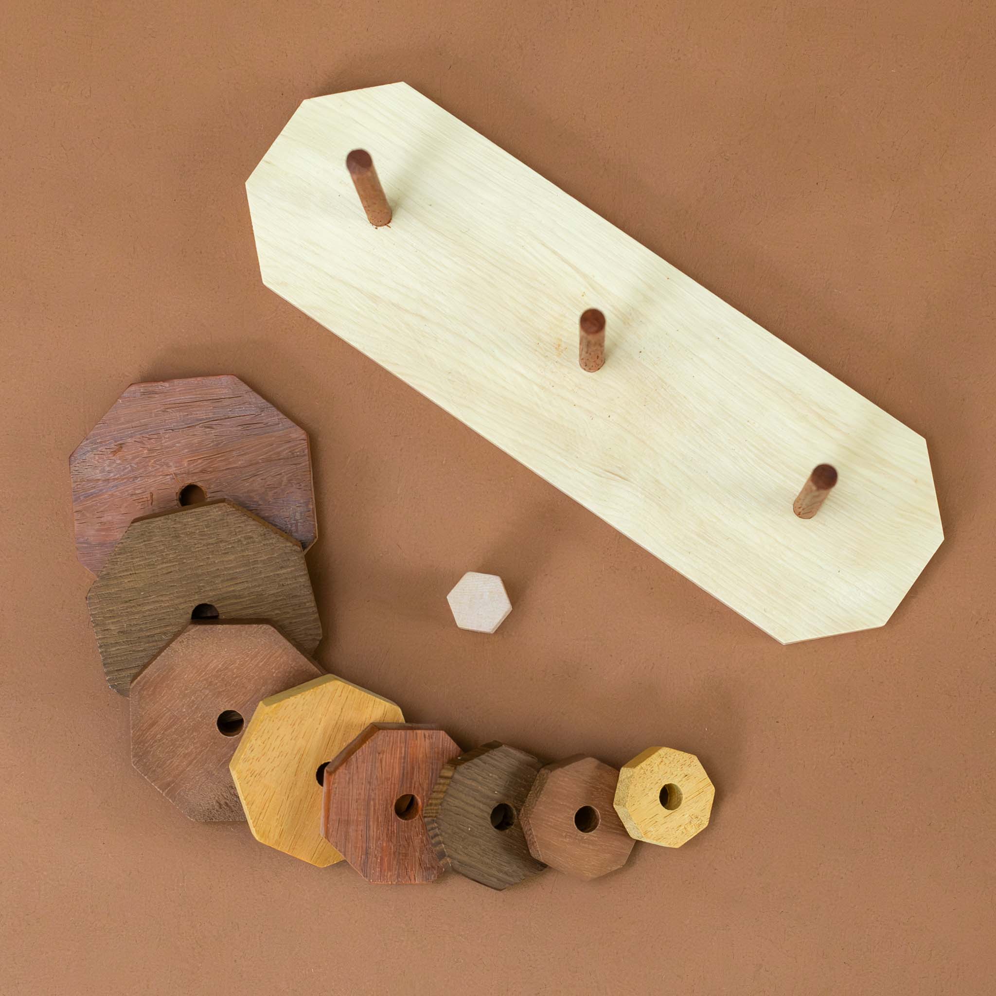 wooden-tower-of-hanoi-puzzle