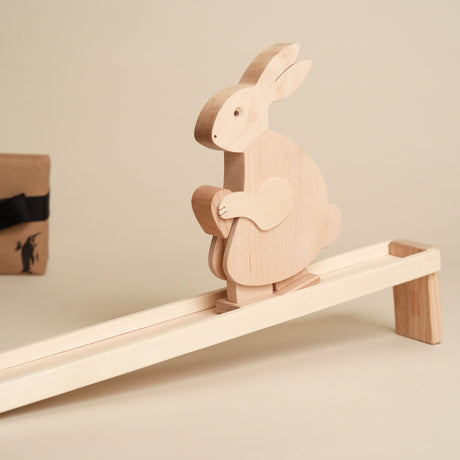 Wooden-Walking-Rabbit-Toy-and-Ramp-all-in-natural-wood-by-grunspecht