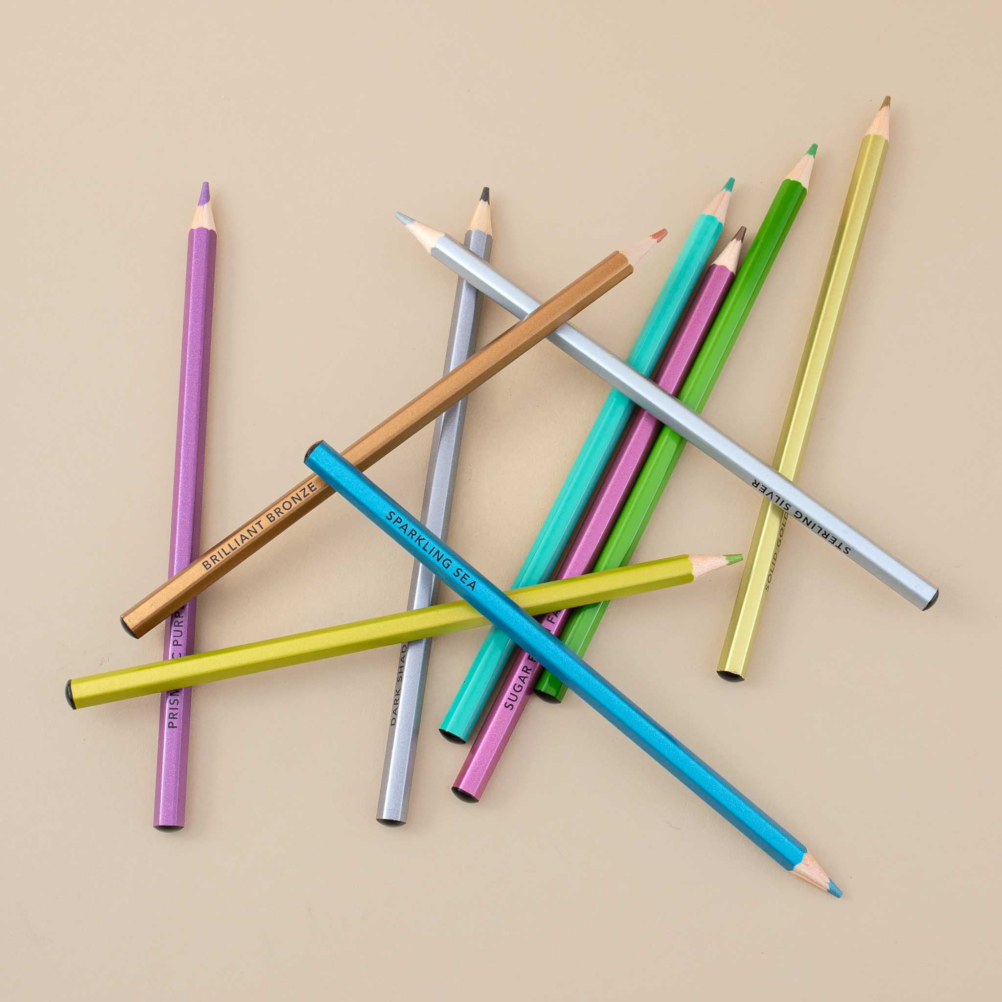 10-metallic-color-pencils-in-a-pile