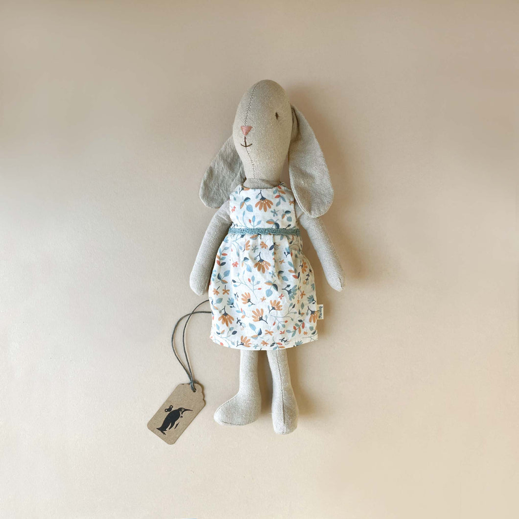 size-2-bunny-doll-in-white-merle-flower-dress