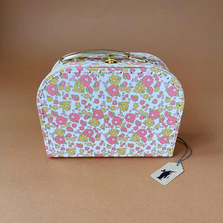 pink-yellow-floral-pattern-suitcase-with-gold-clasp