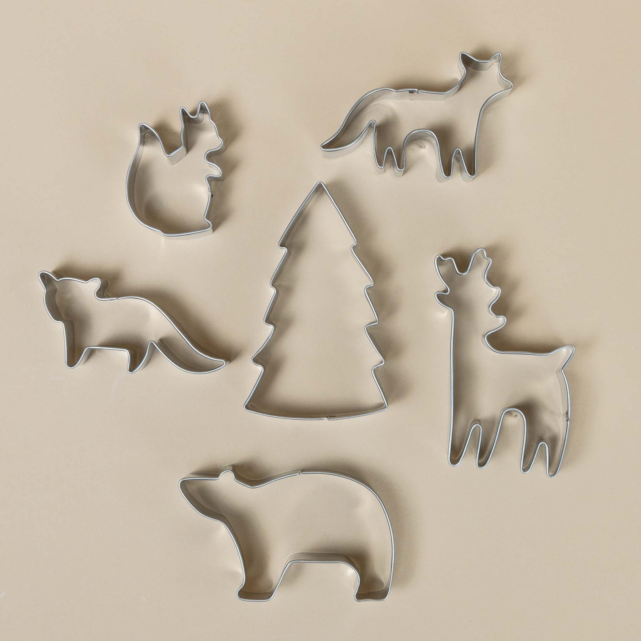 raccoon-squirrel-fox-tree-bear-and-deer-metal-cookie-cutters