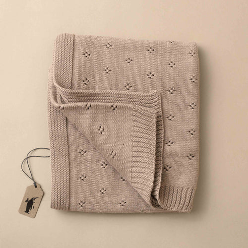 contton-knit-baby-blanket-stone-color-fleur-pattern