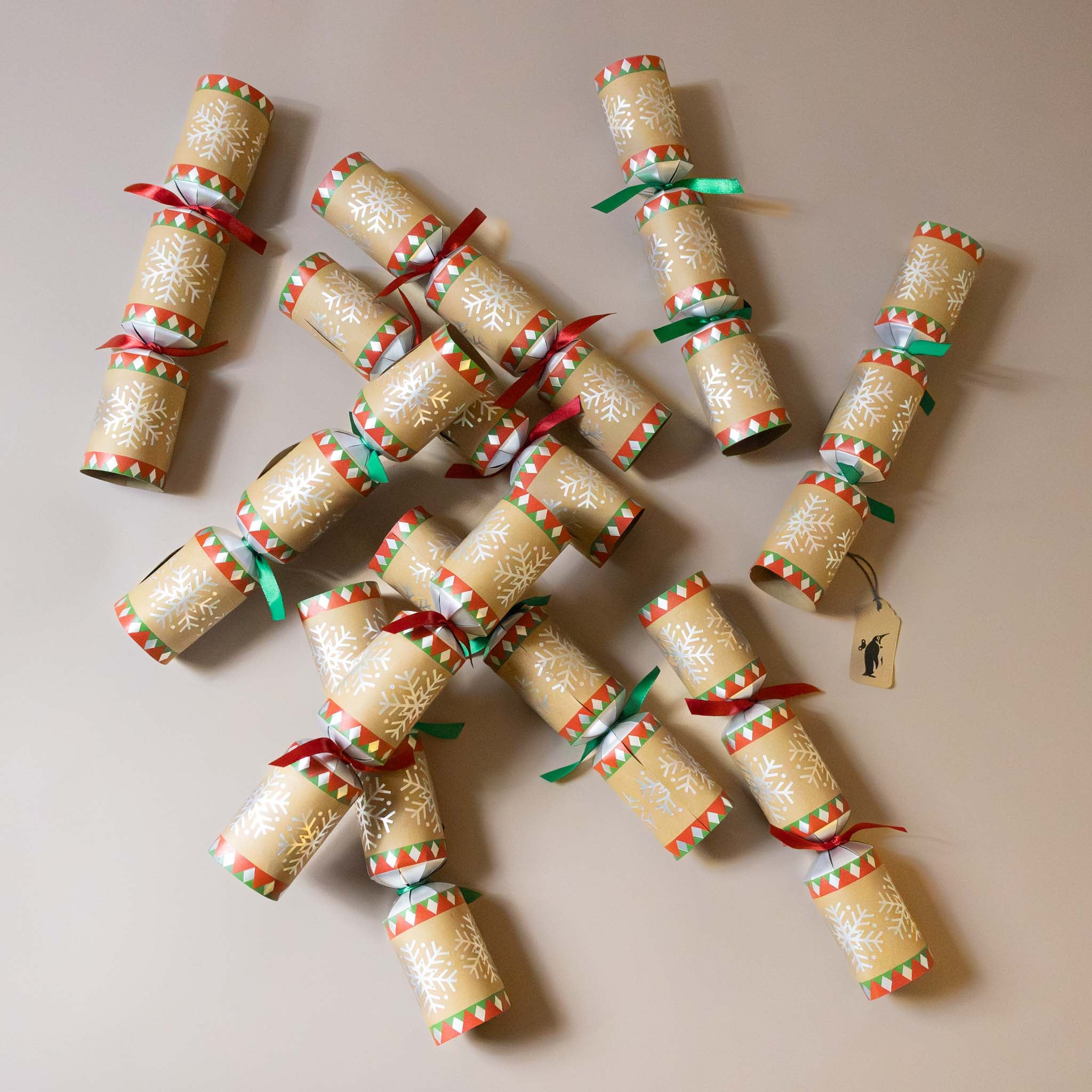 eco-friendly-christmas-crackers-mountain-snowflakes