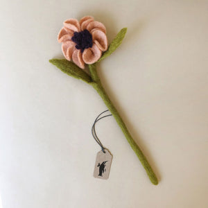 felted-anemone-flower-peach-color-petals-with-green-stem
