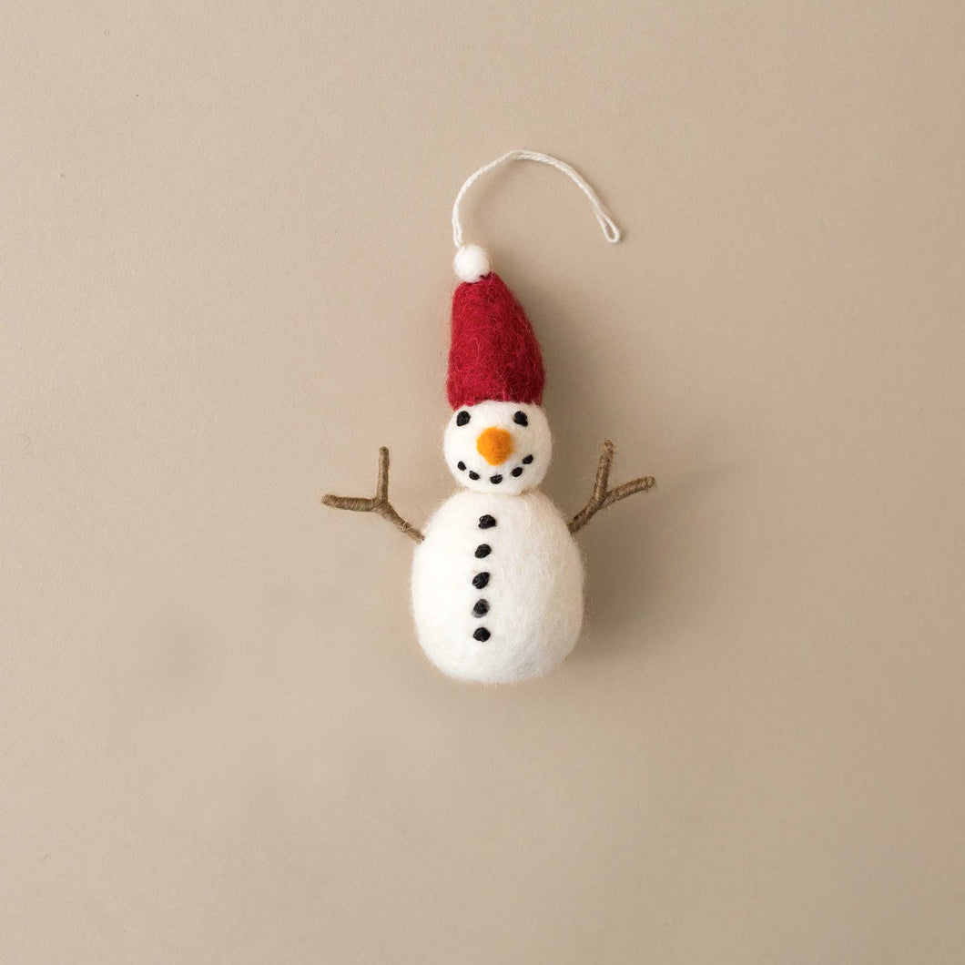 felted-snowman-ornamnet-with-red-hat