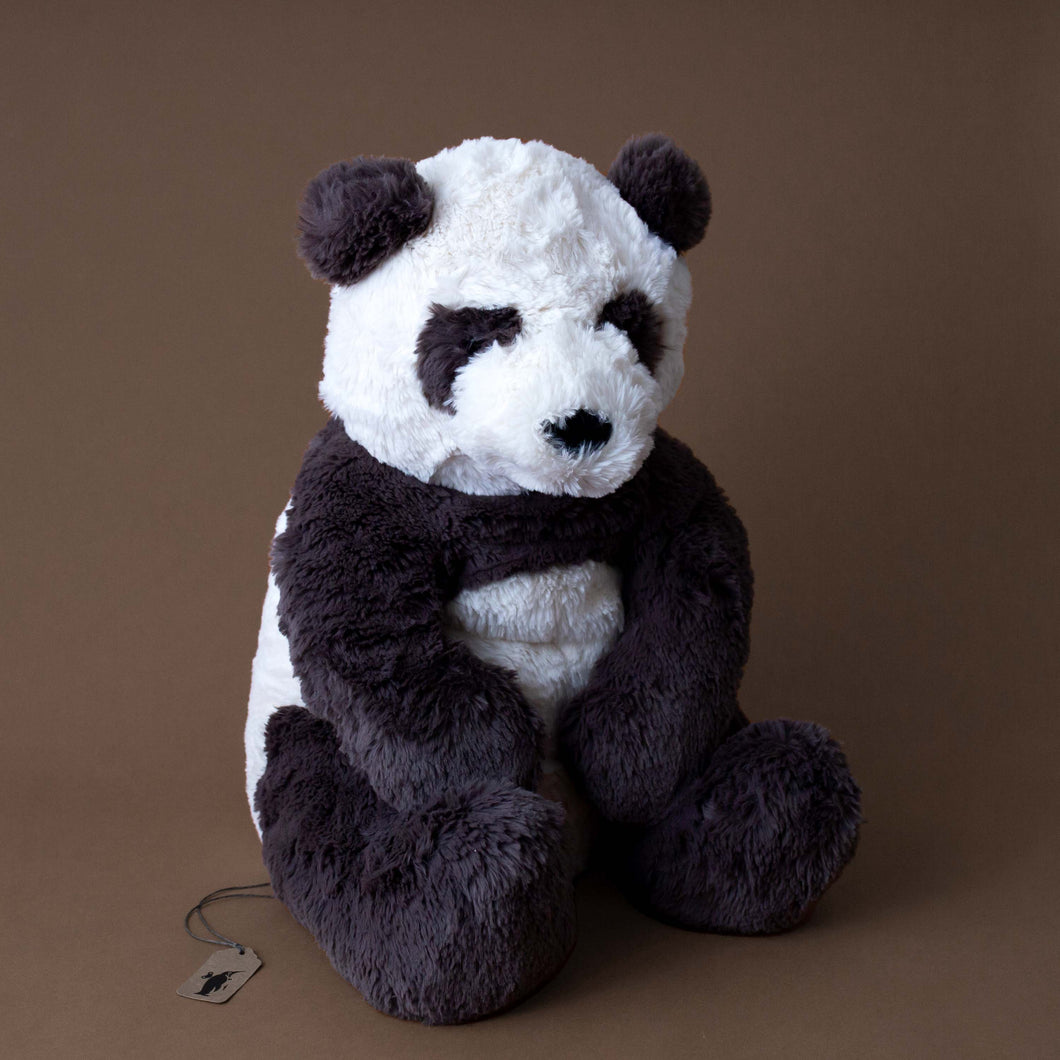 huge-panda-stuffed-animal