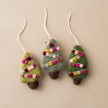 Load image into Gallery viewer, Little Felted Tree Ornament | Lime - Christmas - pucciManuli