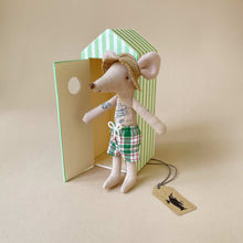 Load image into Gallery viewer, Matchbox Mouse Dad | Cabin de Pliage Set - Pretend Play - pucciManuli
