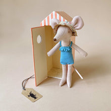Load image into Gallery viewer, Matchbox Mouse Mum | Cabin de Pliage Set - Dolls &amp; Doll Accessories - pucciManuli
