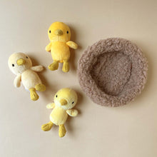 Load image into Gallery viewer, Nesting Chickies - Stuffed Animals - pucciManuli