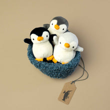 Load image into Gallery viewer,    nesting-penguins-trio-grey-black-light-grey