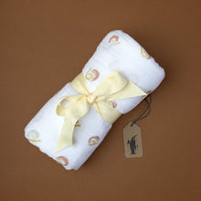 Load image into Gallery viewer, organic-muslin-swaddle-sweet-little-snail