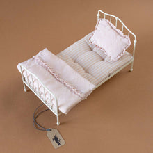Load image into Gallery viewer, ivory-bed-with-striped-mattress-and-mauve-checked-bedding