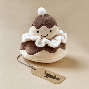 pretty-patissereie-religieuse-stuffed-animal-layered-pastry-with-smiling-face
