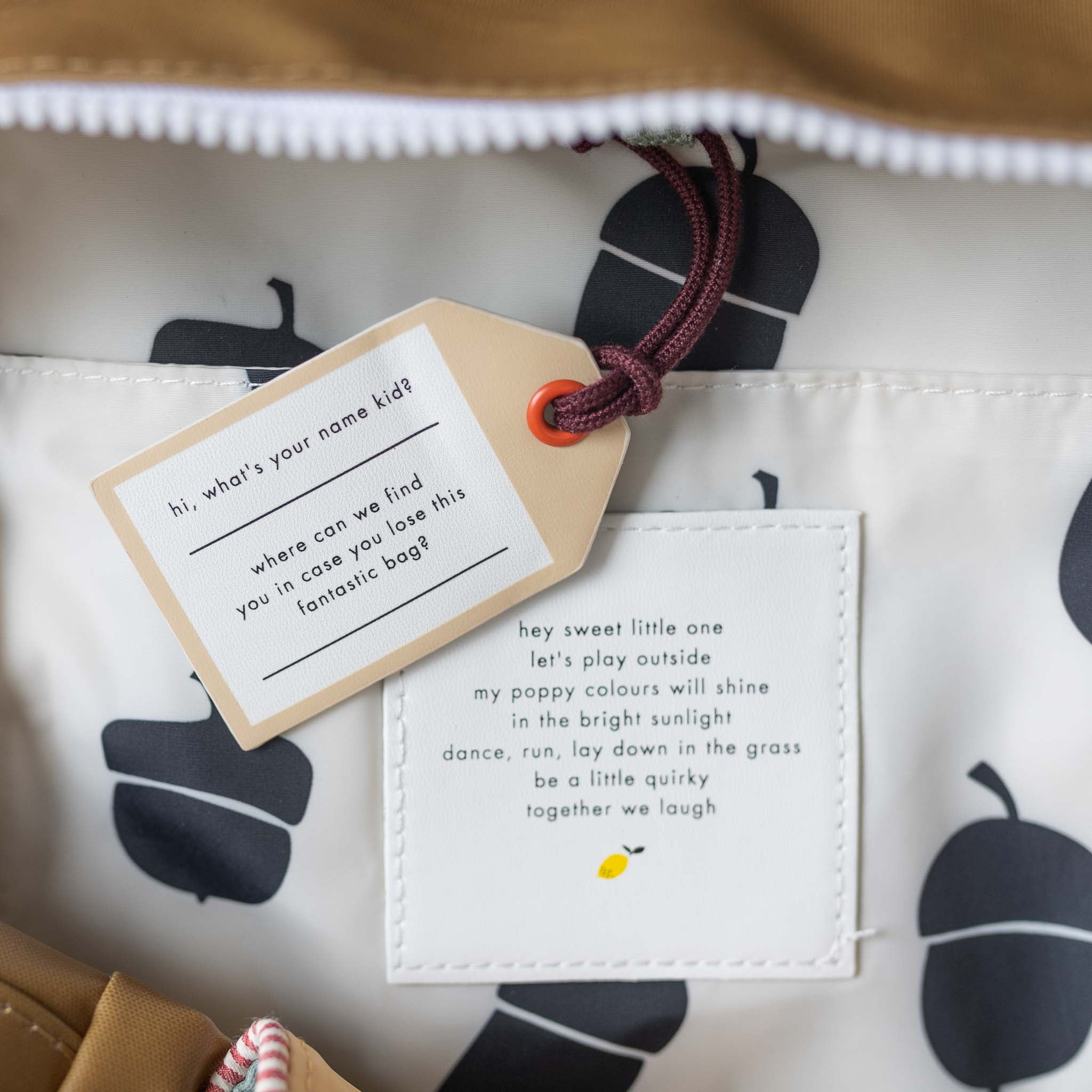 close-up-acorn-interior-and-name-tag