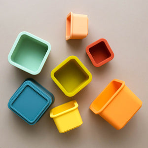 silicone-stacking-cups-set-square-top-view-individual-cups
