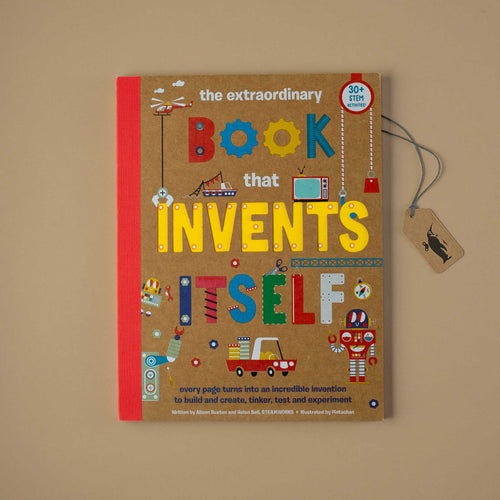 the-extraordinary-book-that-invents-itsel