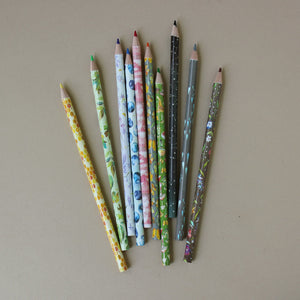 pencils-out-of-box