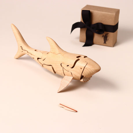 wooden-shark-puzzle