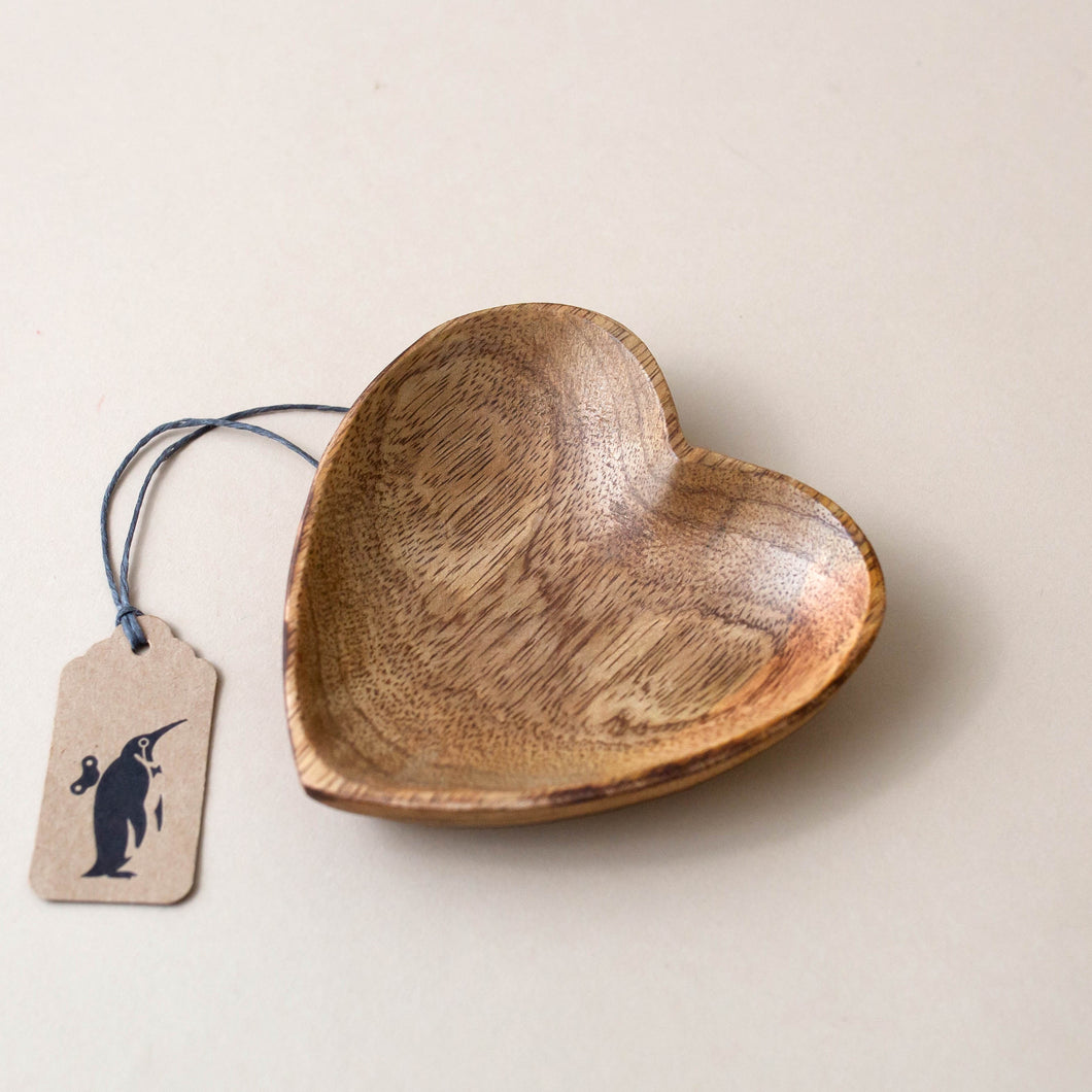 rounded-heart-shaped-wooden-tray