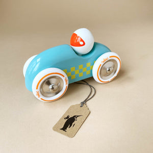 wooden-rally-car-blue-with-yellow-checkers